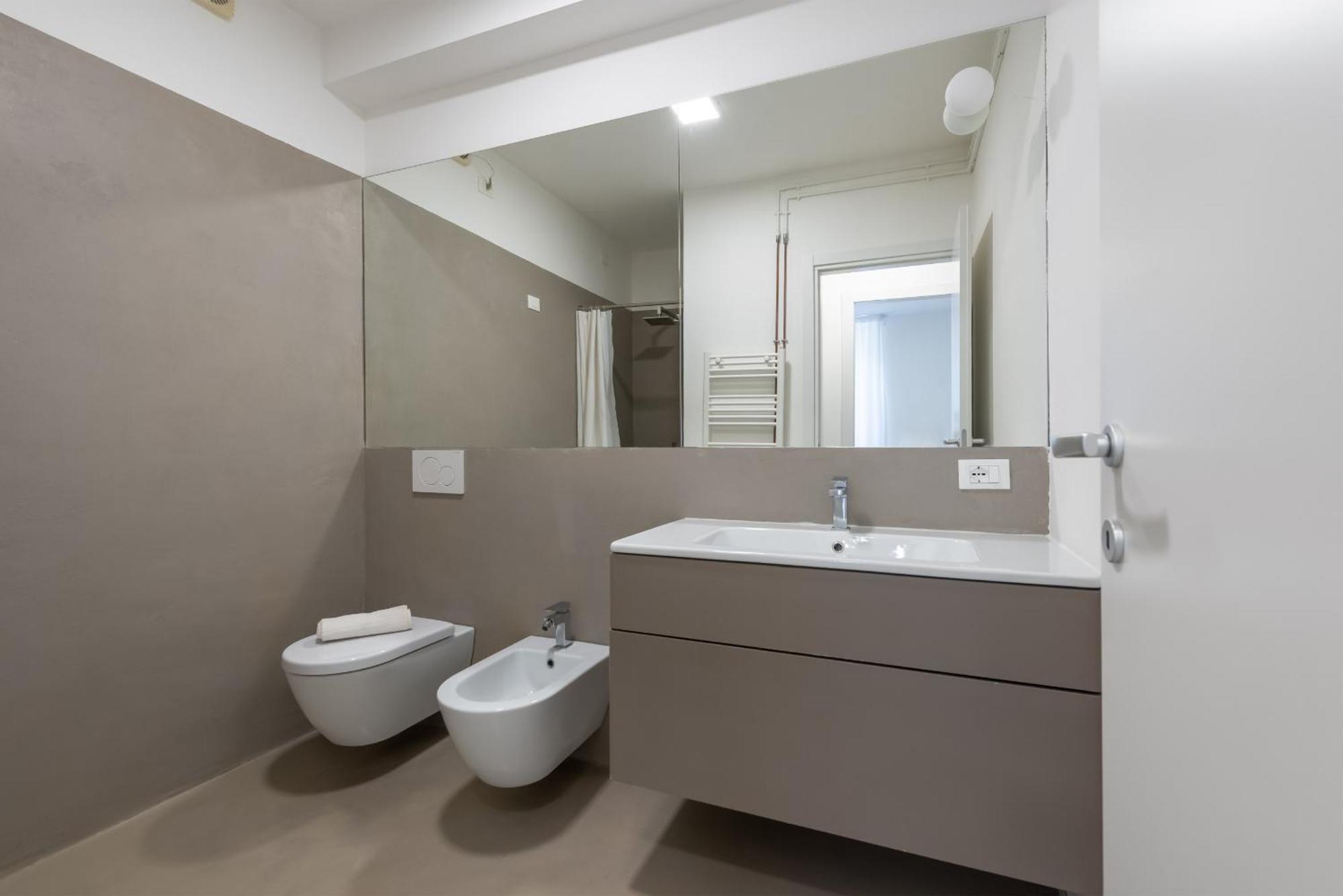 Residence Orti Apartments By Wonderful Italy Salò Екстериор снимка